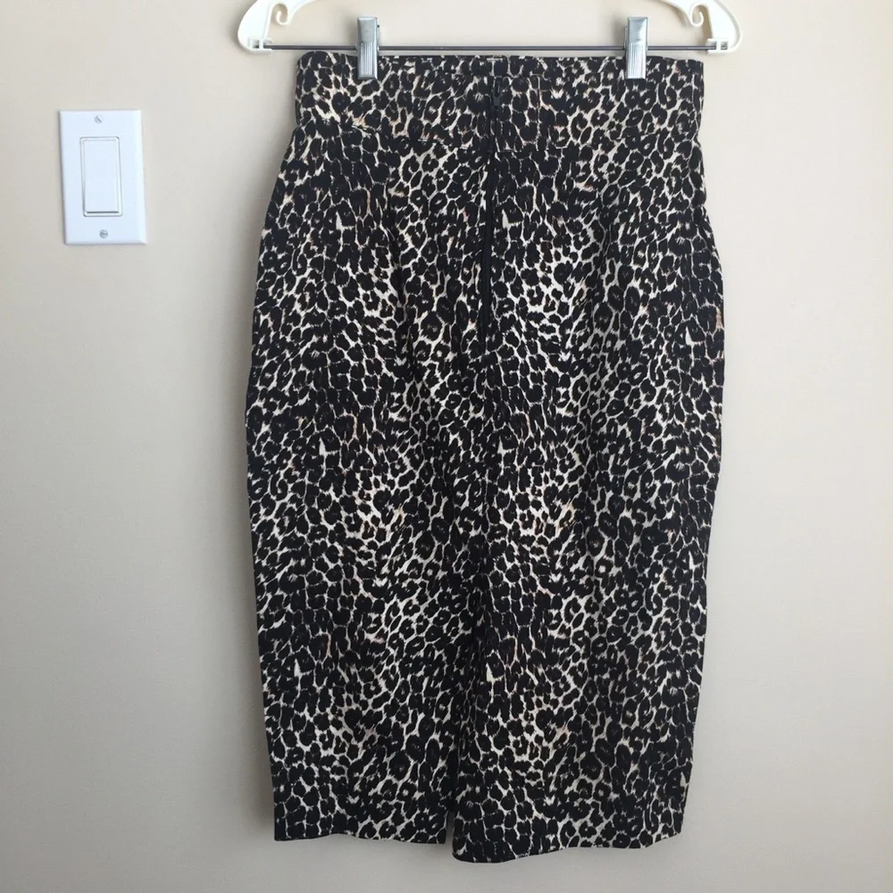 Pinup Couture Leopard Pencil Skirt - Picture 5 of 5